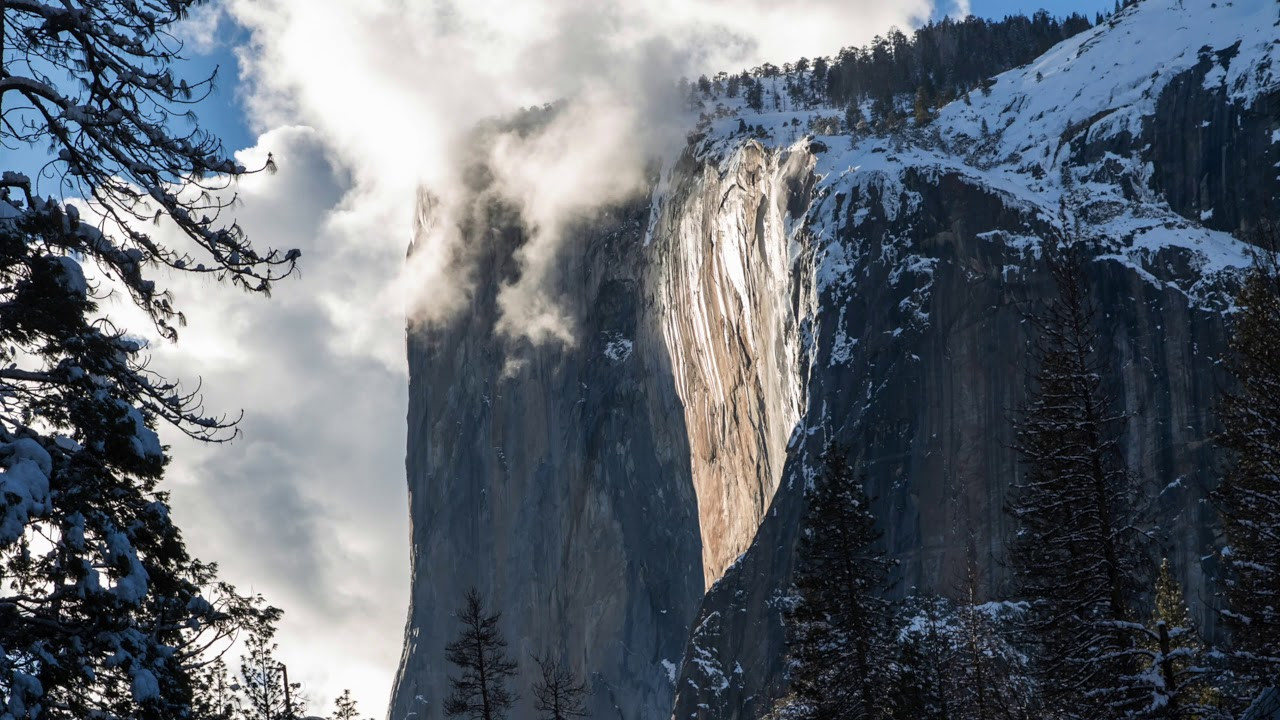 Знаменитый водопад Horsetail Fall – фотографии США