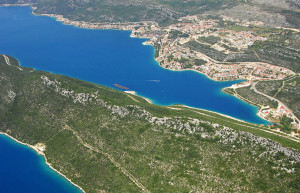 Полуостров Клек, за ним Неум – фотографии Боснии и Герцеговины