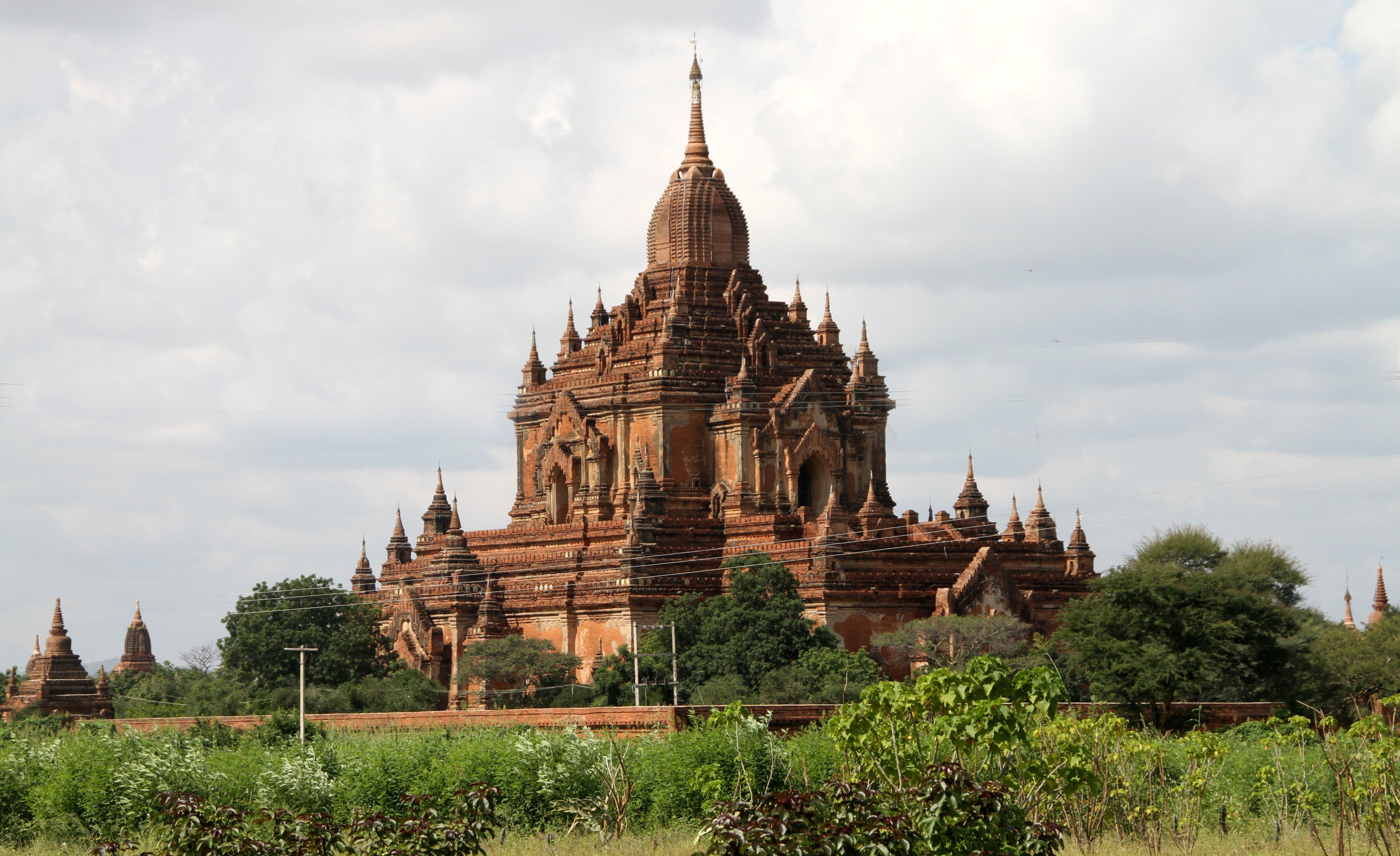 Буддийский храм Тхеравадинов в Багане, Мьянма – фотографии Мьянмы