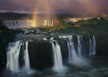 Радуга и водопад. Игуасу национальный парк. Аргентина. – фотографии Аргентины