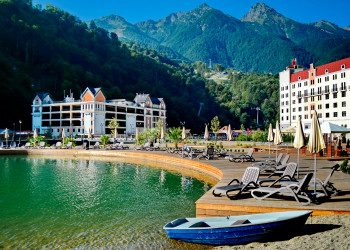 Роза Хутор внизу – фотографии России