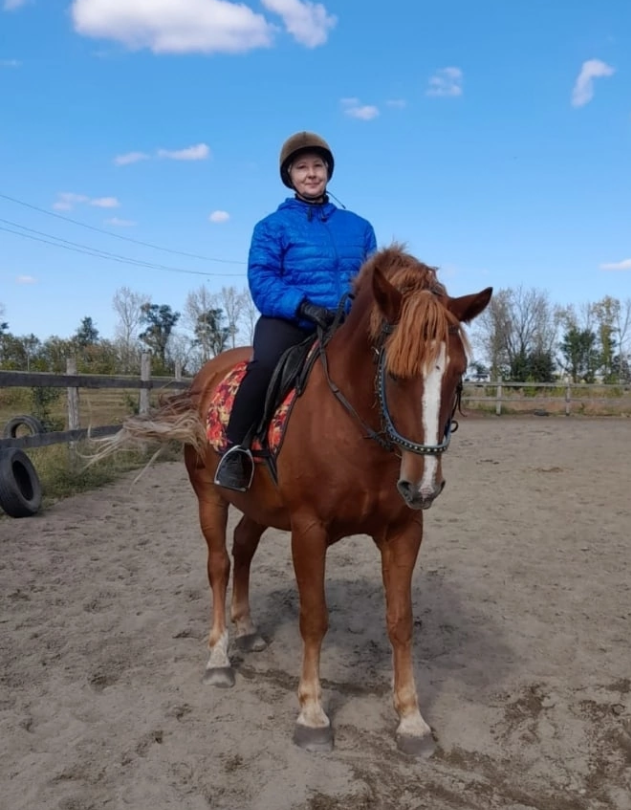 Конная прогулка – фотографии России