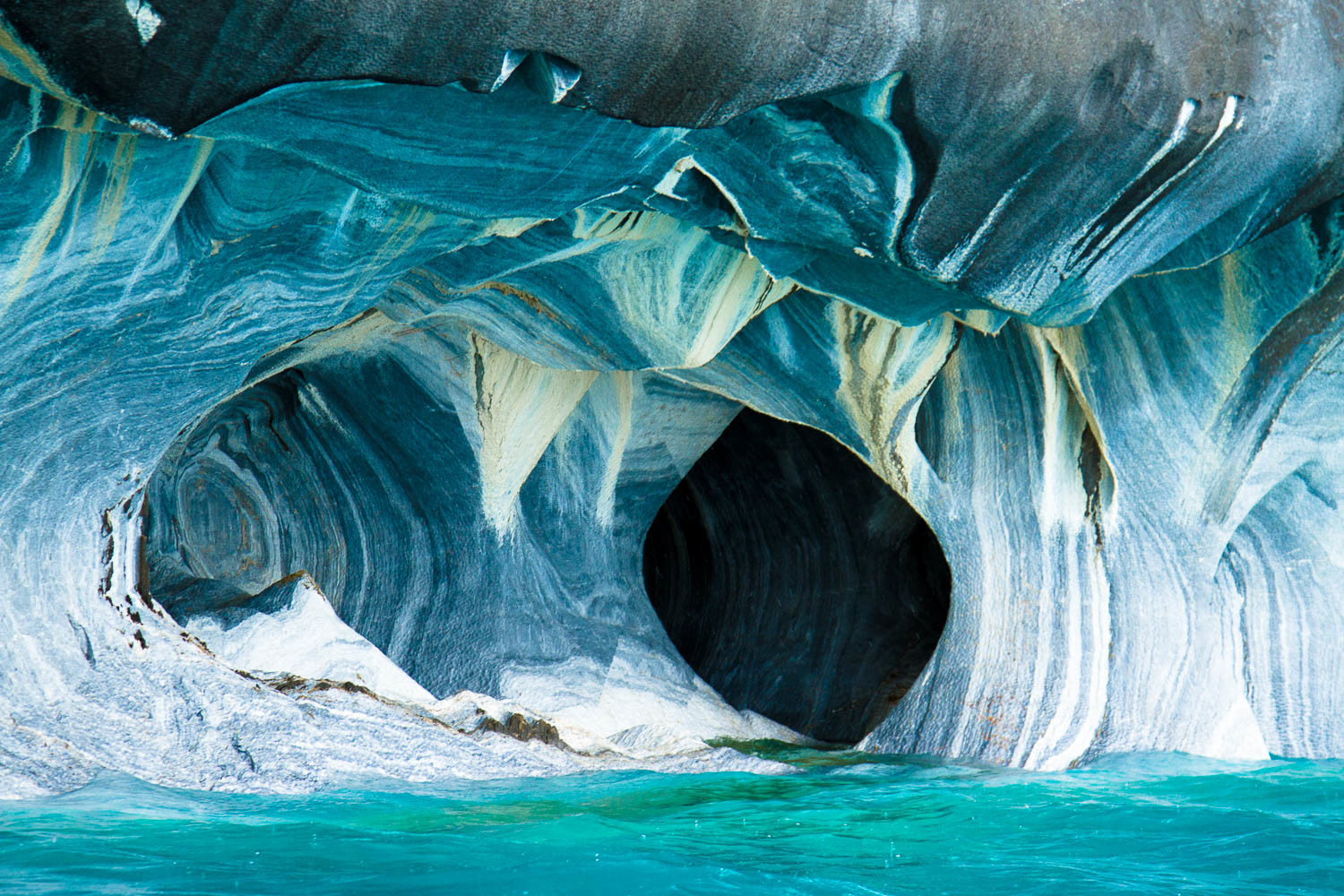 Самые красивые в мире мраморные пещеры (Capilla de Mármol) чилийской Патагонии – фотографии Чили