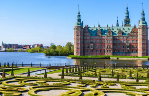 Замок Фредериксборг  в городке Хиллерёд – фотографии Дании