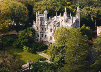 В парке Кинта да Регалейра есть большой сад и обширная, удивительная система туннелей – фотографии Португалии