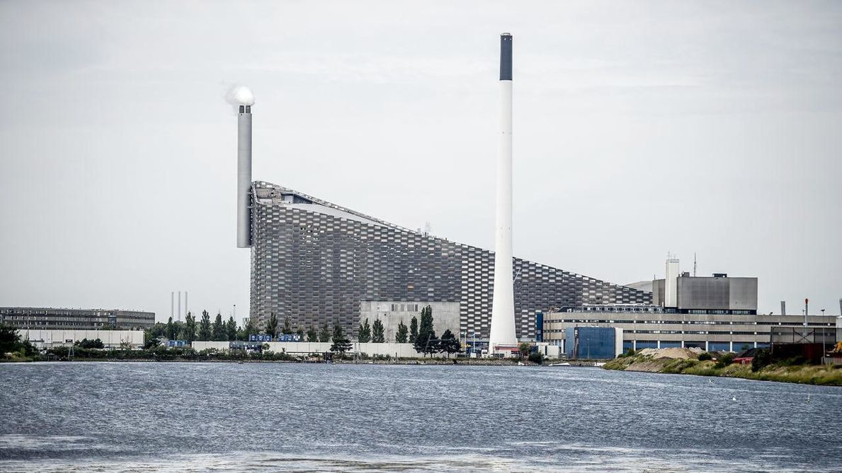 Мусоросжигательный завод в Копенгагене – фотографии Дании