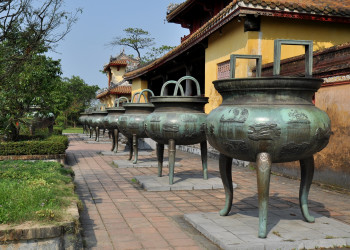 Девять Династических Урн в Хюэ – фотографии Вьетнама