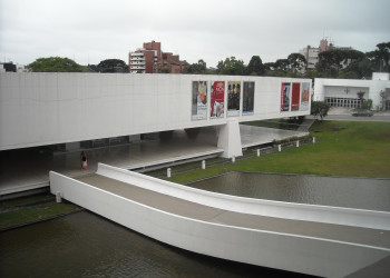 Museu Oscar Niemeyer – фотографии Бразилии