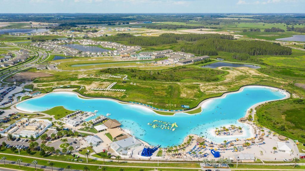 Известная Crystal Lagoon с пляжными зонами: Epperson Lagoon (США)