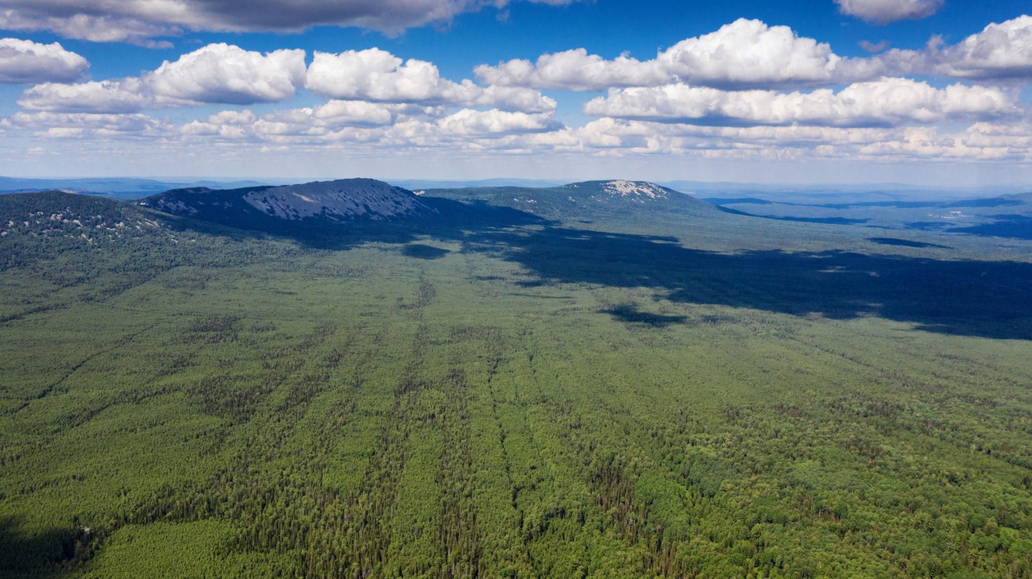 Уральские горы с высоты (Россия)