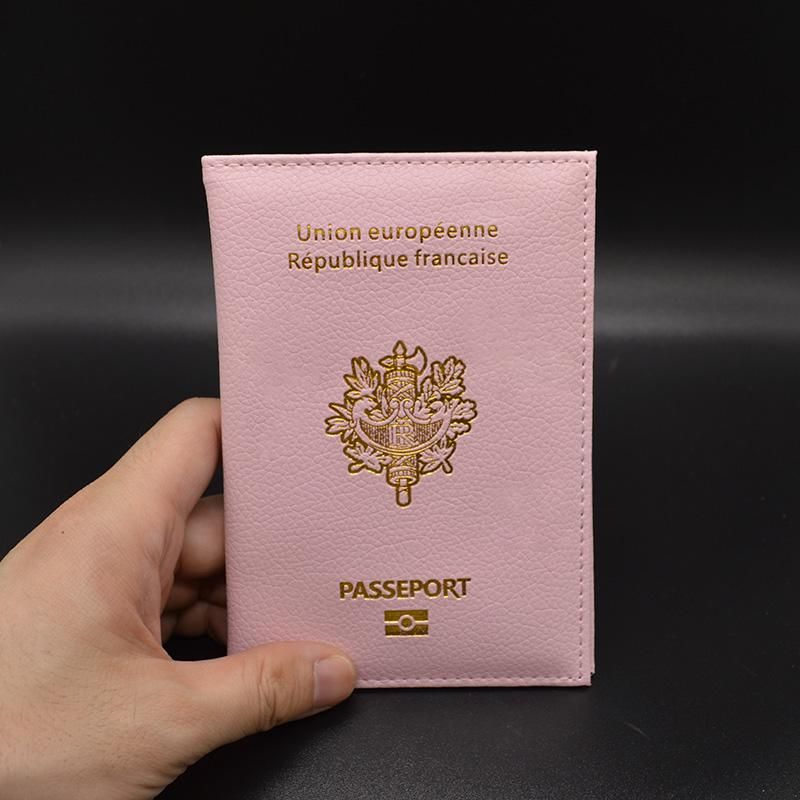 Паспорт Франции — розовый