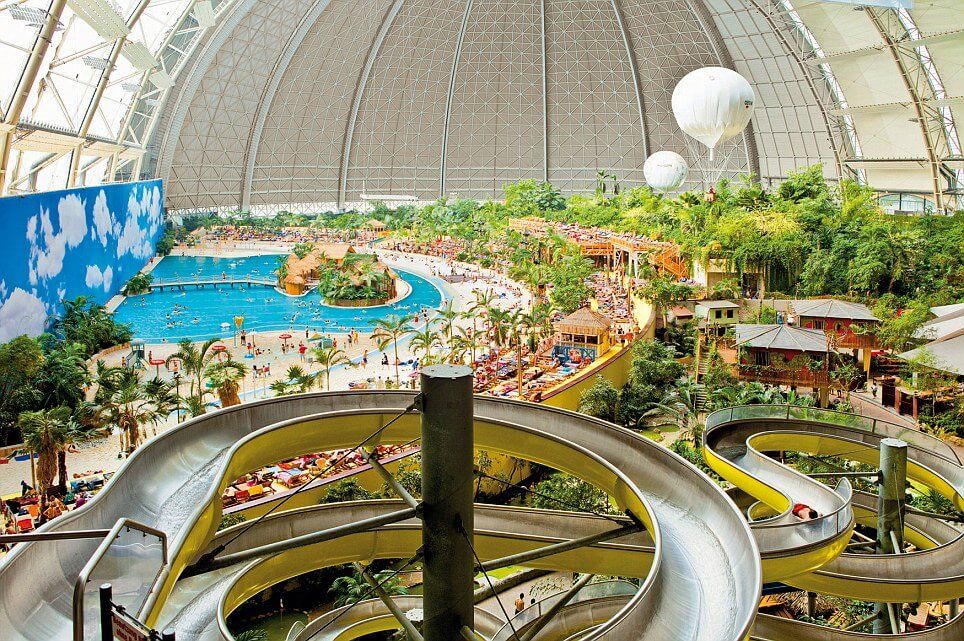Крупнейший крытый тропический бассейн: Tropical Islands (Германия)