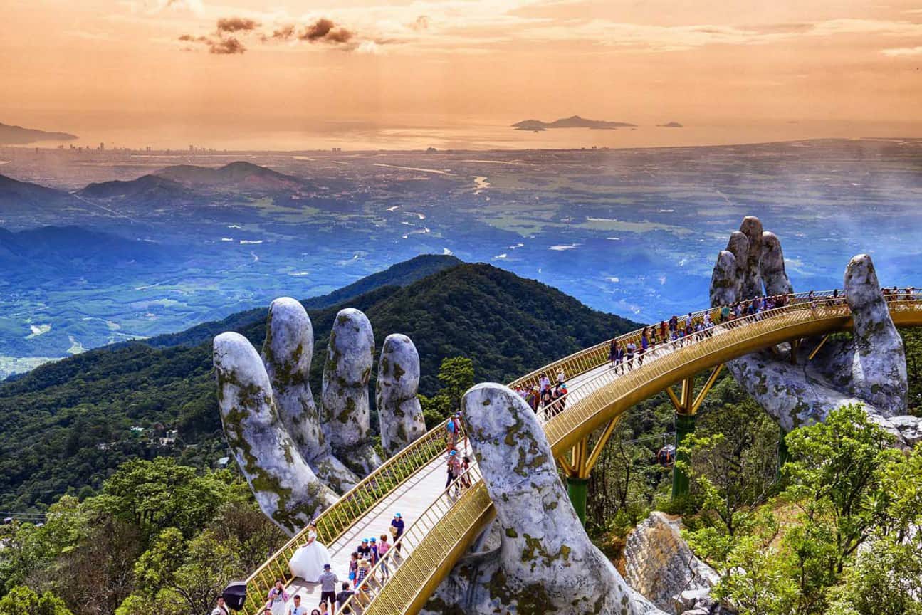 Золотой мост Дананг Вьетнам