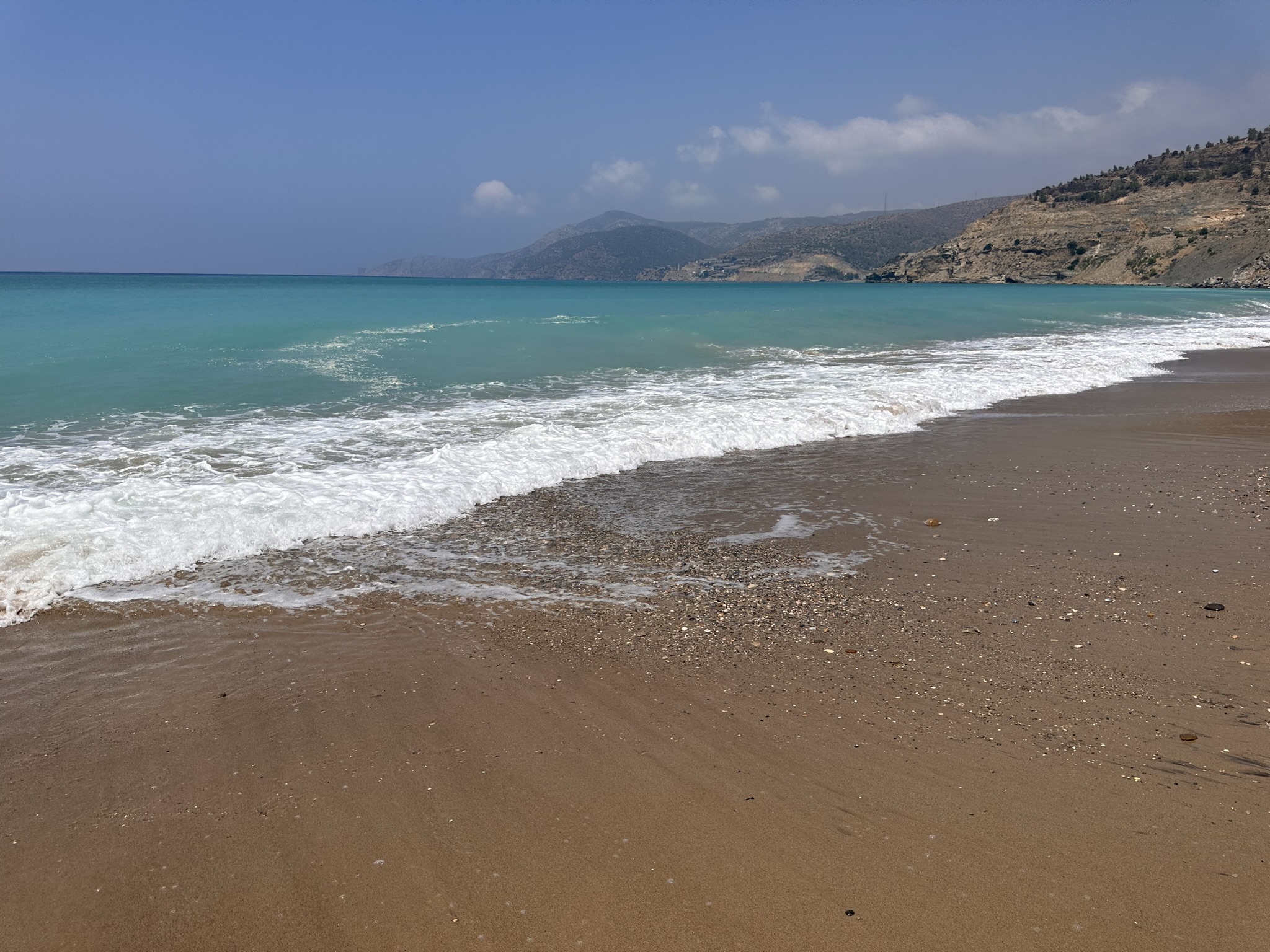 Й пляж. Yanişli Cave Beach.