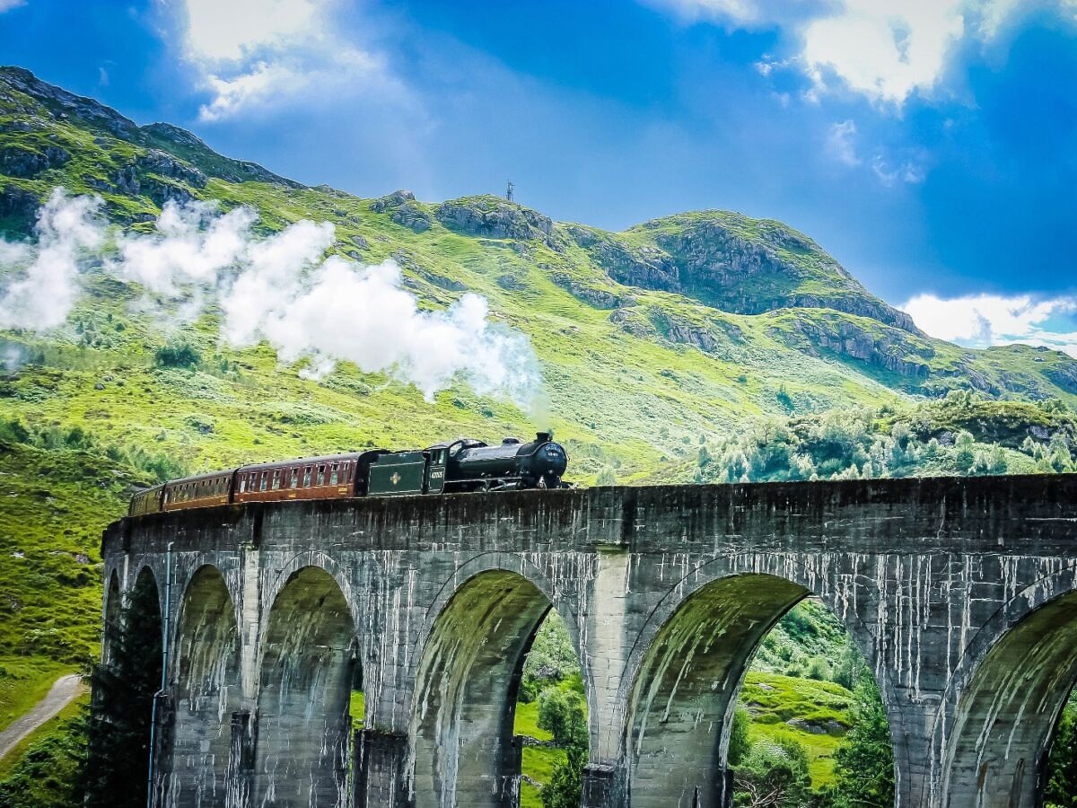 The Jacobite Steam Train, виадук Гленфиннан