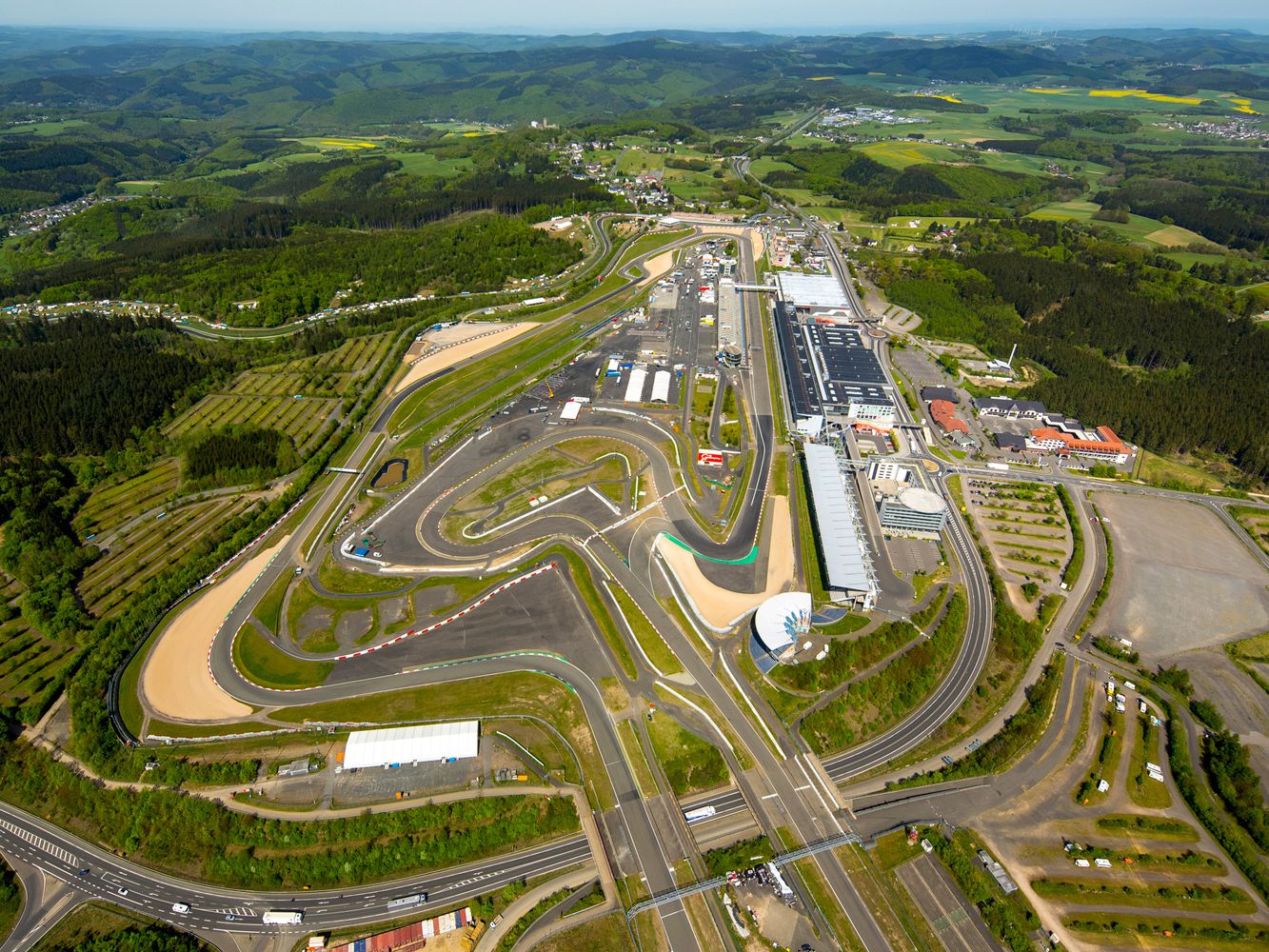 10 самых невероятных дорог на планете 39 Nordschleife N%C3%BCrburgring 1