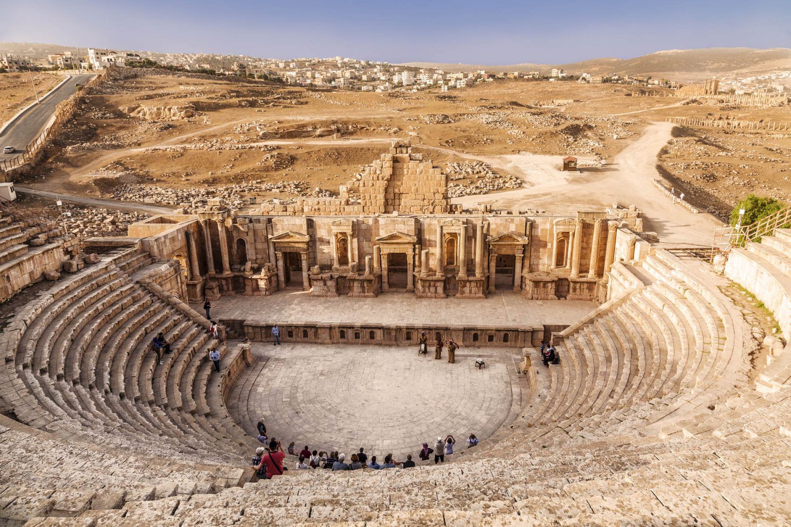 Римский амфитеатр (Roman Theater)