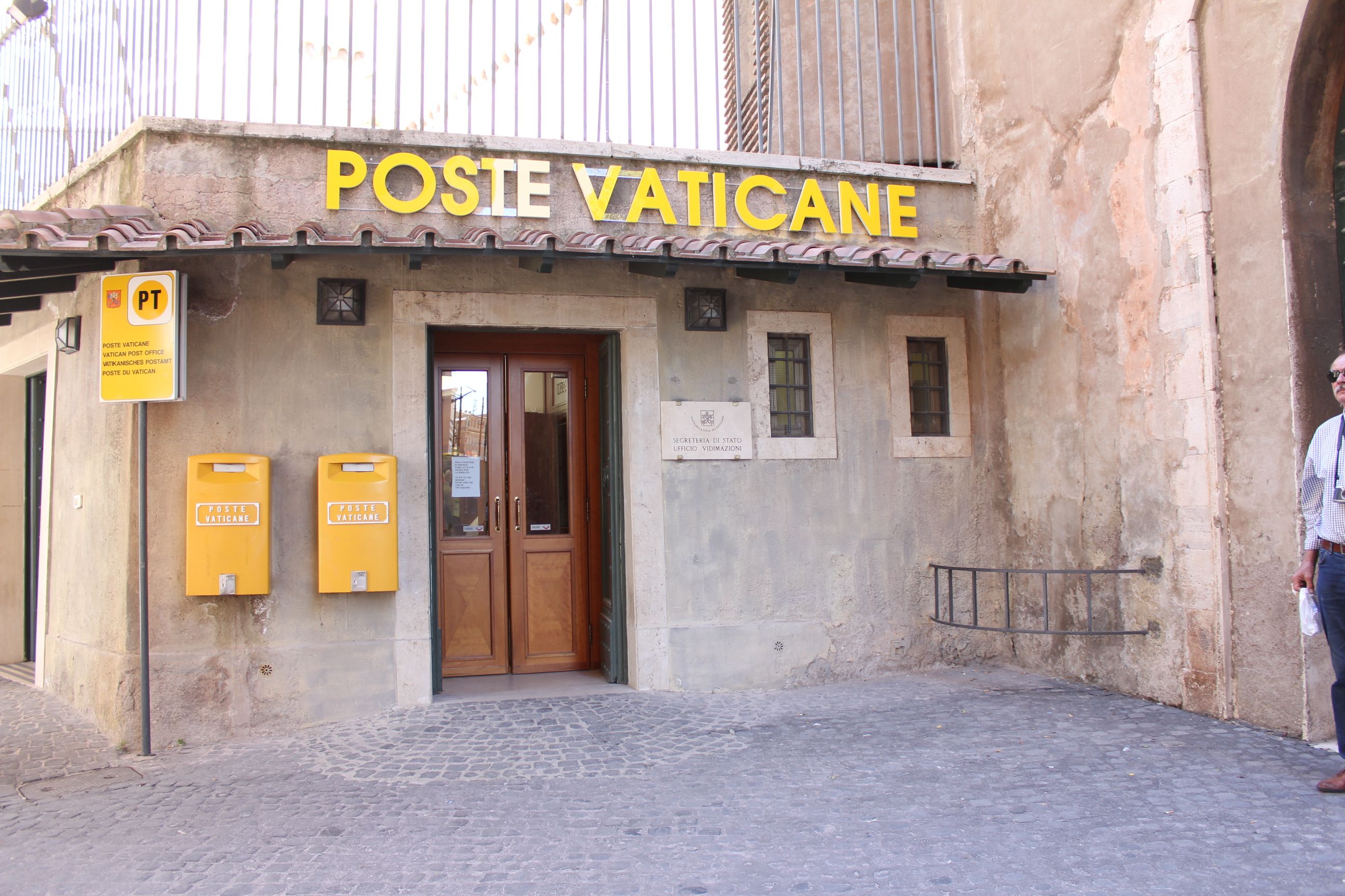 Ватиканская почта (Poste Vaticane)