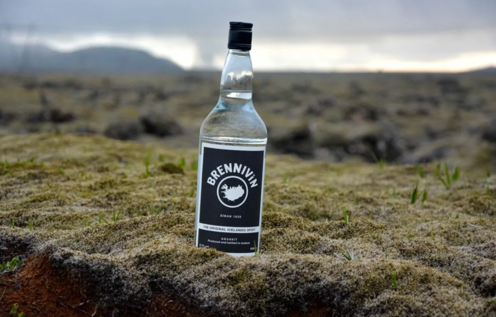Бреннивин — традиционный исландский крепкий спиртной напиток