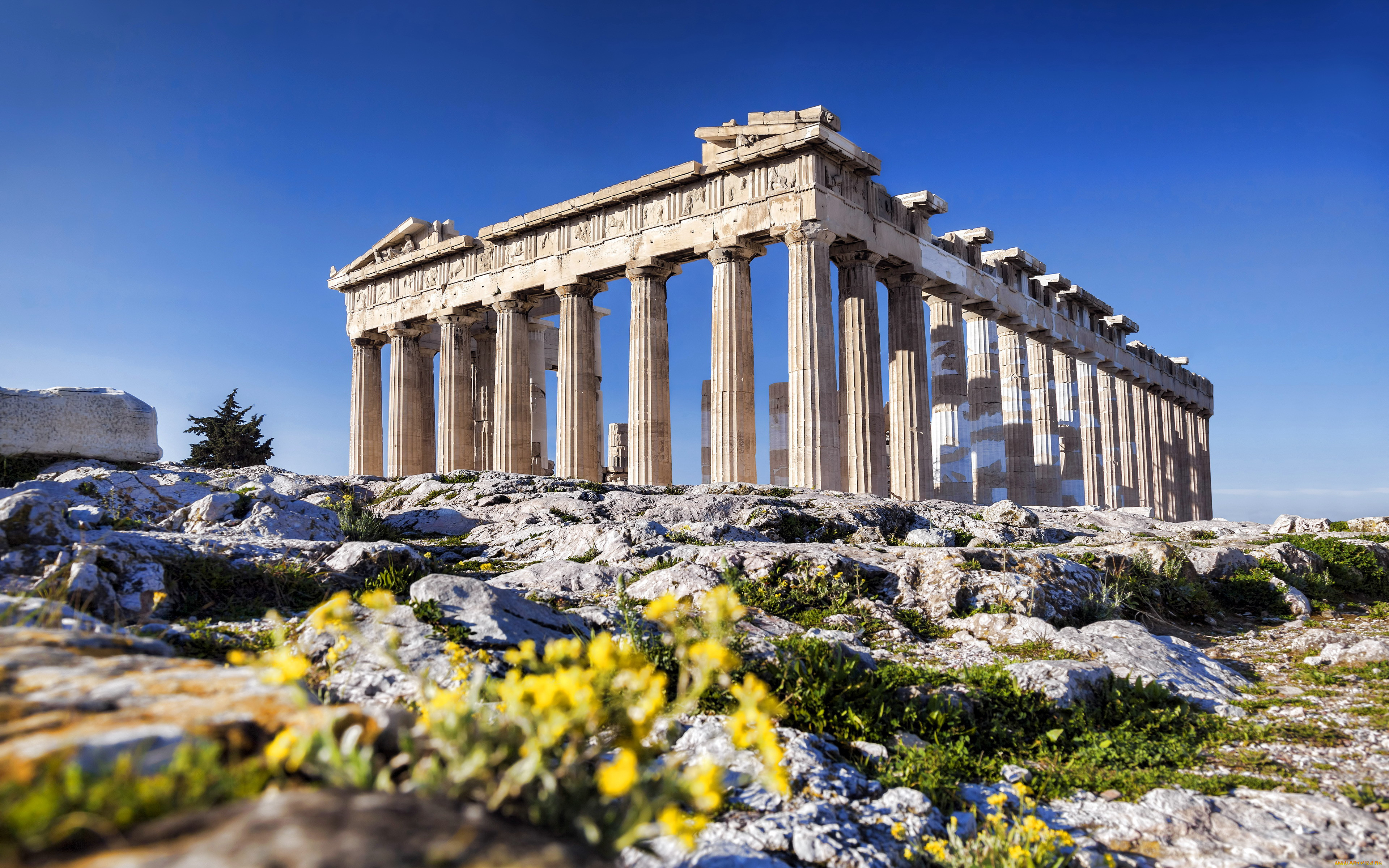 Афинский Акрополь — главная достопримечательность Греции