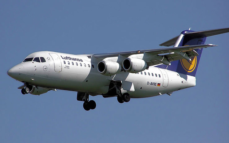 Лайнер RJ85