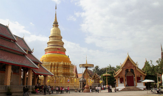 Ват Пхратхат-Дой-Сутеп (Wat Phrathat Doi Suthep)