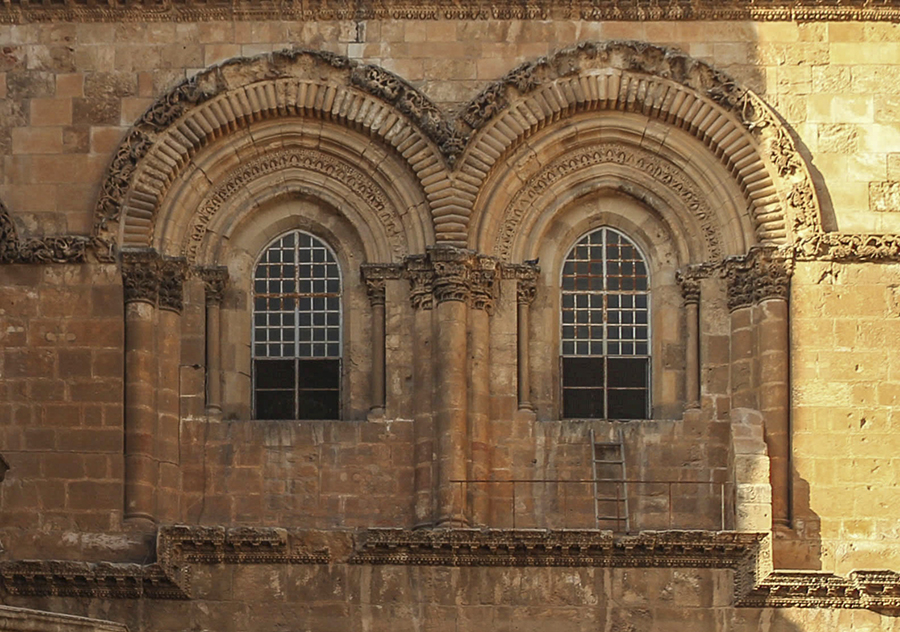 Деревянная лестница