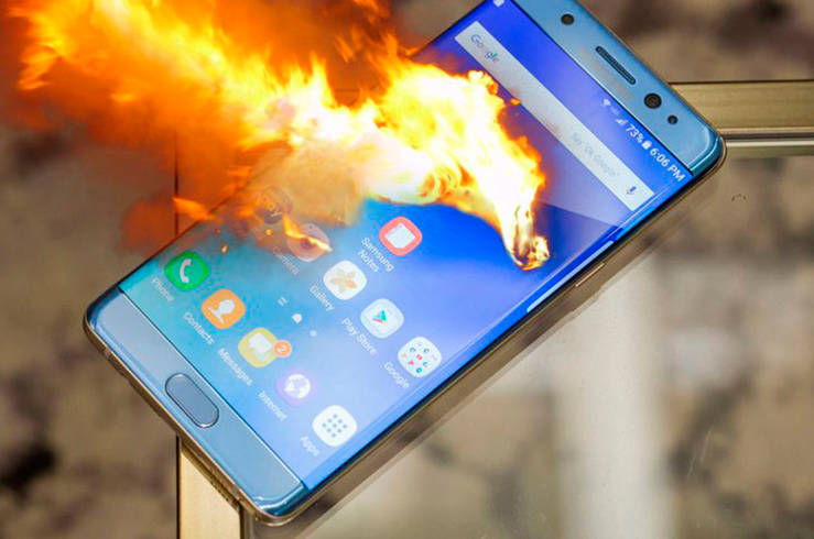 Росавиация максимально ограничила использование Galaxy Note 7 на борту самолетов