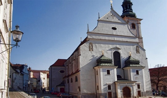 Приходская церковь Санкт-Файт в Кремсе (Pfarrkirche St. Veit)