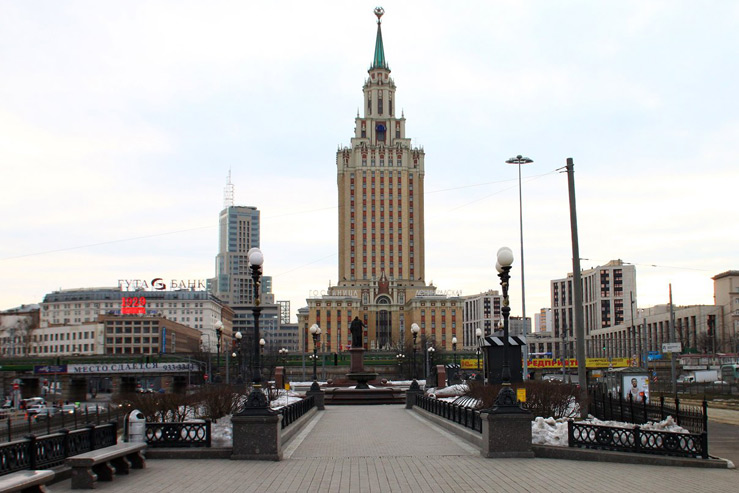 Гостиница ленинградская москва фото