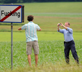 Австрийская деревня наконец поменяла свое нашумевшее название