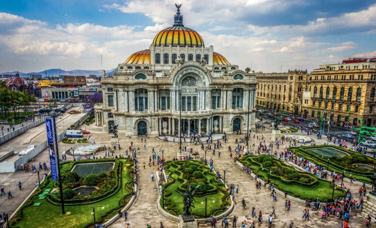 Дворец изящных искусств — оперный театр и музей в Мехико
