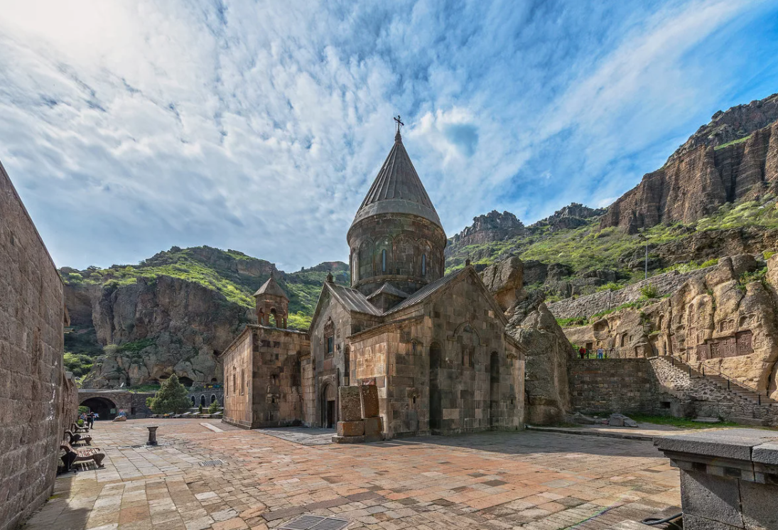 Гегард — монастырский комплекс