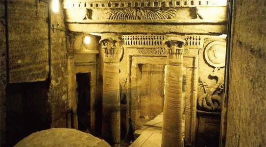 Катакомбы Ком-эль-Шукафа (Catacombs of Kom el Shoqafa) Катакомбы Ком-эль-Шукафа (Catacombs of Kom el Shoqafa)