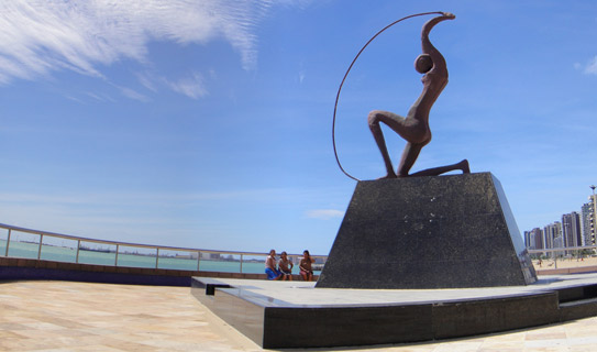 Статуя Ирасемы (Estatua de Iracema) Статуя Ирасемы (Estatua de Iracema)