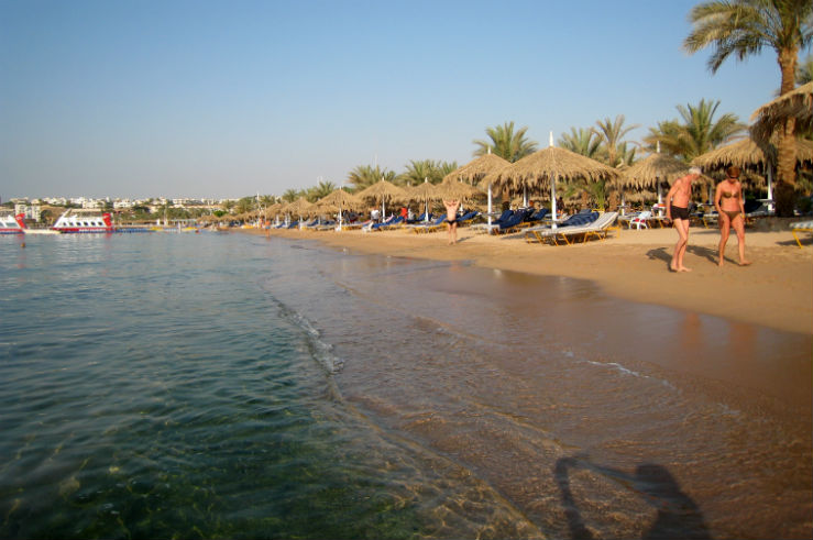 Пляж Hilton Fayrouz Пляж Hilton Fayrouz